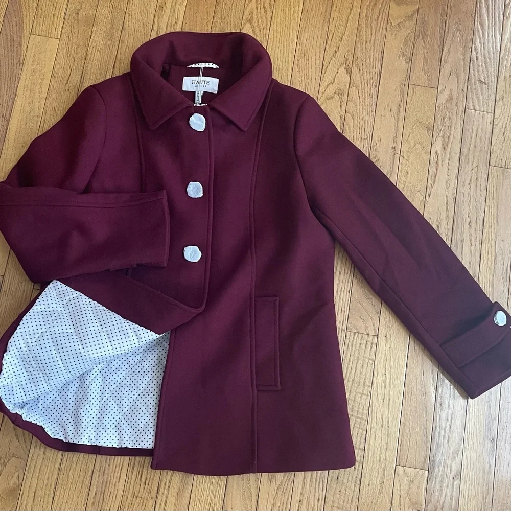 NWT “Haute” BURGUNDY CAR COAT, Single Breasted with two pockets - Picture 4 of 6